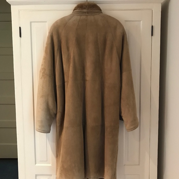 ❤️. HOST PICK! *** MARINA RINALDI SPANISH SHEARLING COAT - Picture 3 of 16